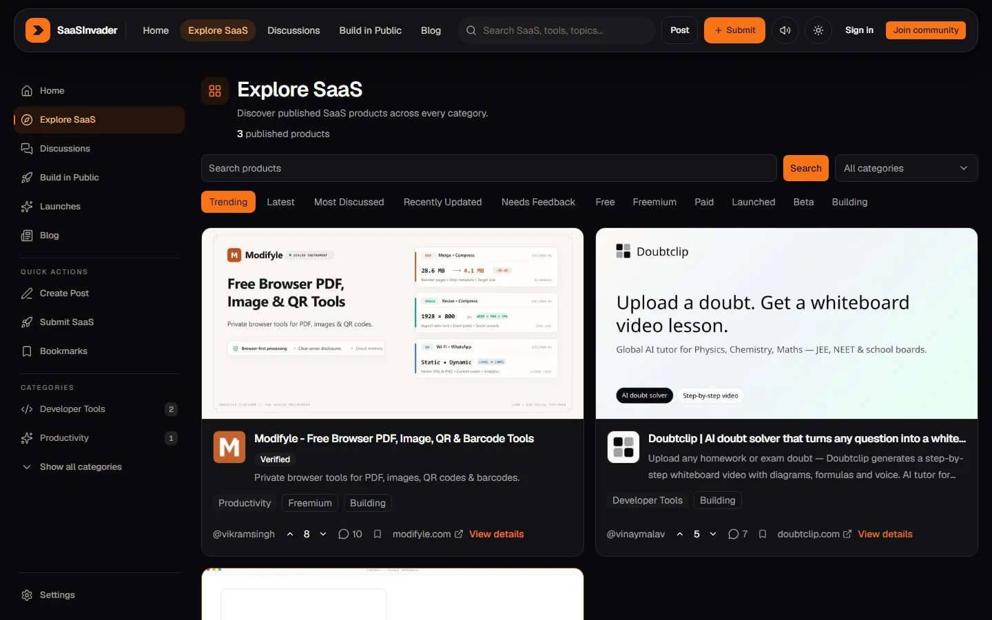 SaaSInvader Explore page listing live SaaS products